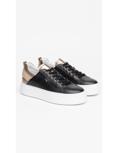 Nero Giardini Sneakers Cassetta Alto Tallone Borchie Nero