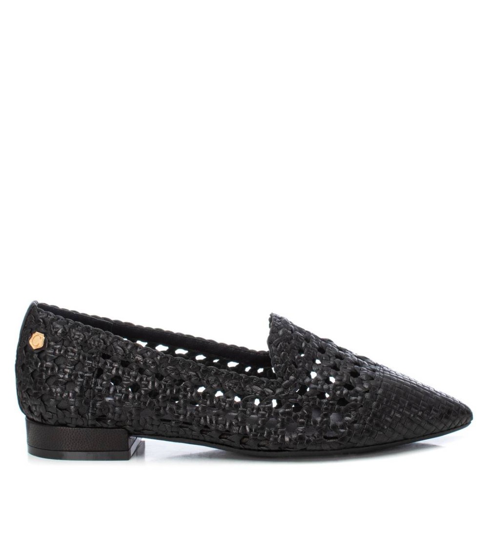 Carmela Mocassino Tacco Basso Punta Pelle Intrecciata Nero