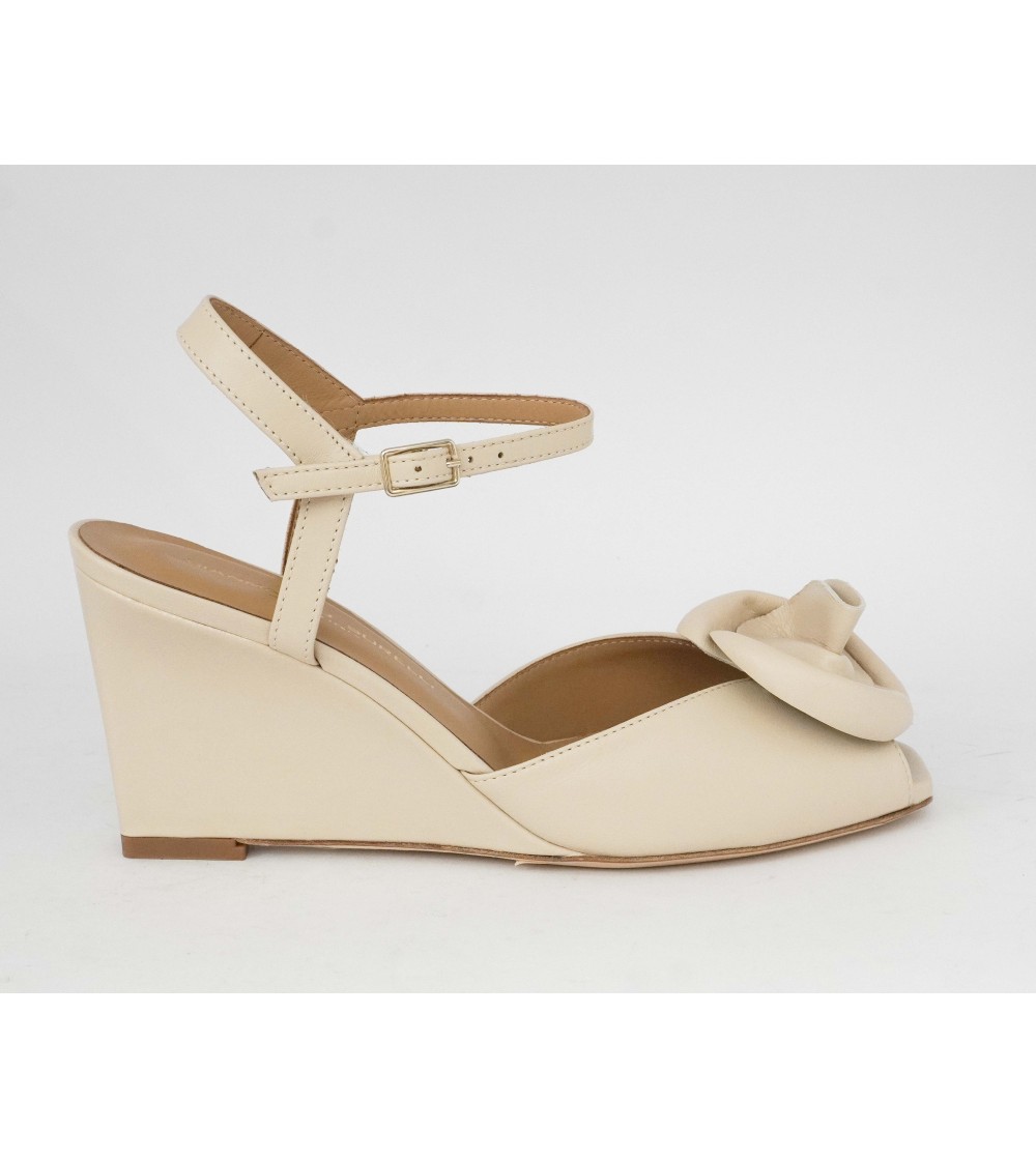 Gianmarco Sorelli Bice Sandalo Taccozeppa Elegante Petali Beige