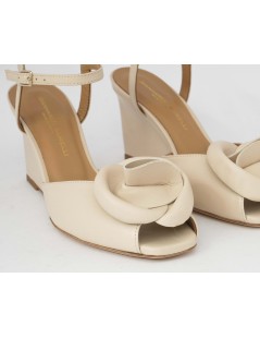Gianmarco Sorelli Bice Sandalo Taccozeppa Elegante Petali Beige