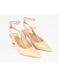 Kenneth Cole Slingback Punta Doppio Braccialetto Nude