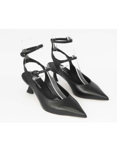 Kenneth Cole Slingback Punta Doppio Braccialetto Nero