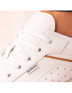 Nero Giardini Sneakers Balance Fondo Medio Nappa Bianco