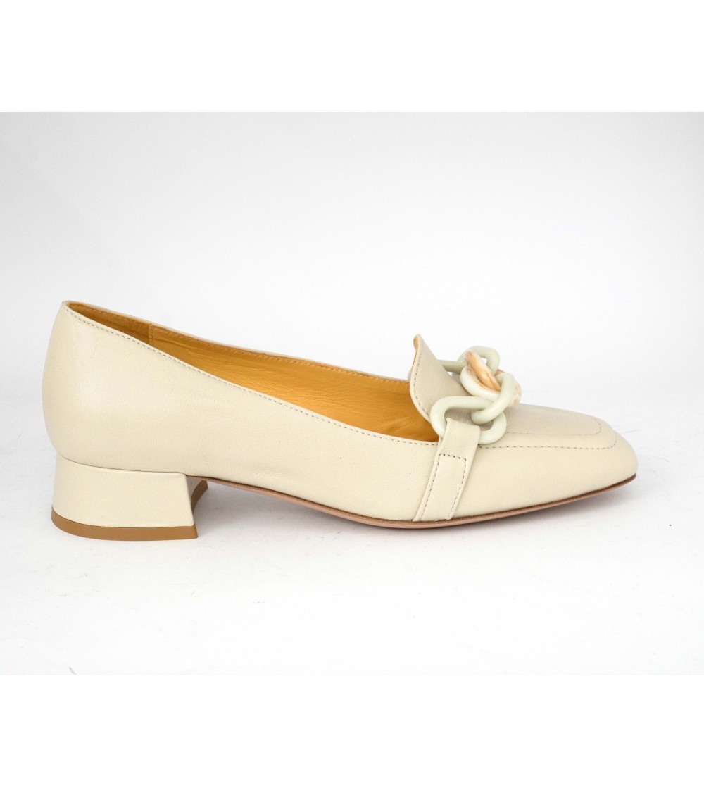 Noa Mocassino Tacco Medio Accessorio Multi Nappa Latte