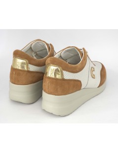 Cinzia Soft Sneakers Agile Traforata camoscio Bianco Biscotto