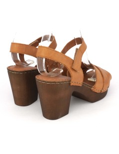 Cinzia Soft Sandalo Zeppa Tacco Legno Braccialetto Miele