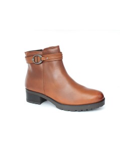 Cinzia Soft Tronchetto Tacco Medio Fibbia Nappa Marrone