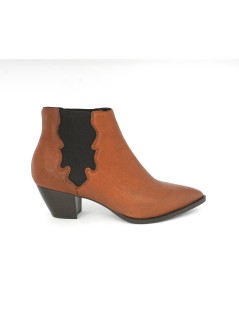 Emanuela Passeri Texano Tacco Medio Elastici con Dettagli Ricamati Cognac