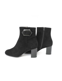 Confort Tronchetto Tacco Medio con Spilla Laterale Camoscio Nero