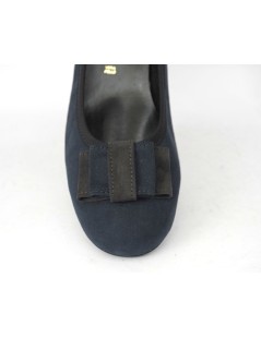 Donna Serena Decollette Media Class Fiocco Blu