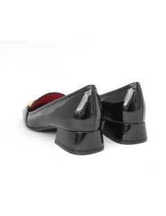Le Babe Mocassino Tacco Basso Accessorio Oro Vernice Nero